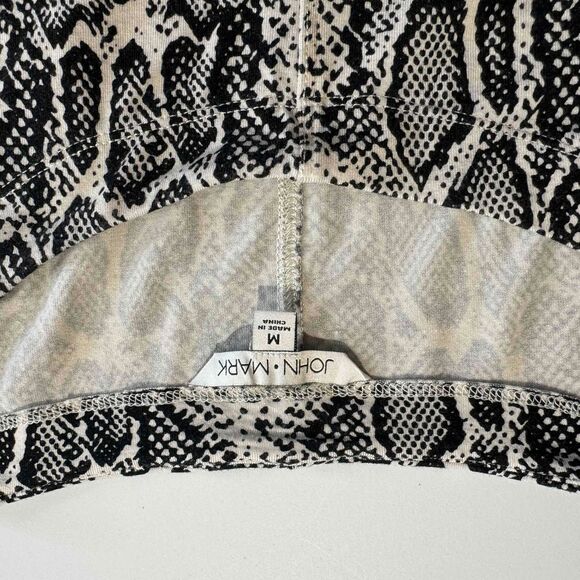 John Mark Top Snake Print Mature Asymmetric Tunic Stretchy Flowy Loose Fit Sz M - Picture 7 of 12